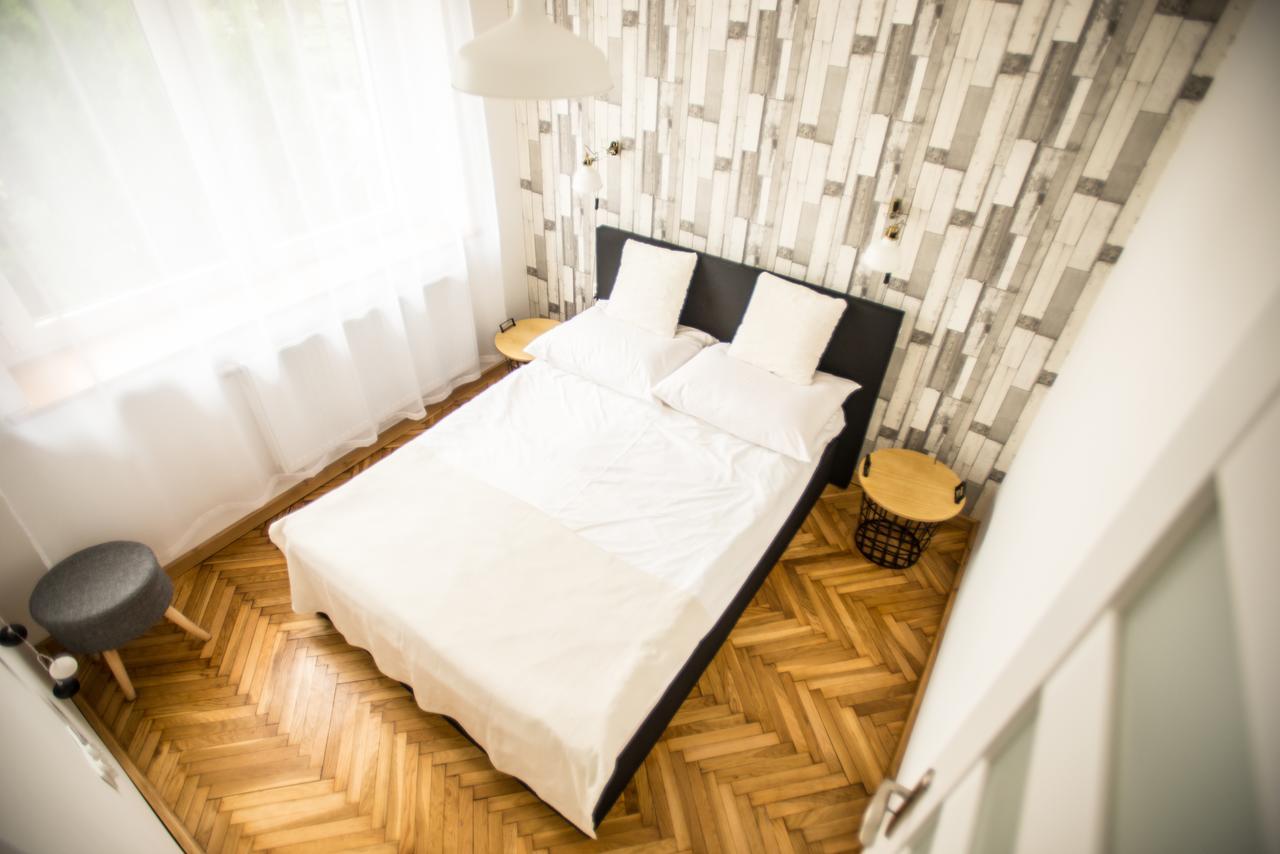 Mansarda Noclegi Września Exteriör bild